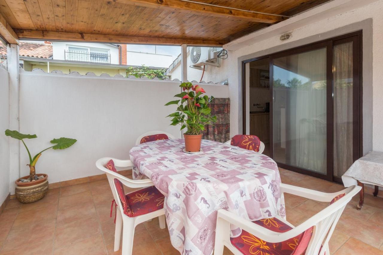 Apartman Ana Porec Esterno foto