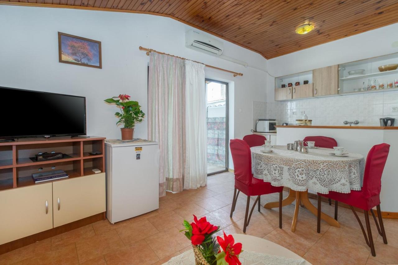 Apartman Ana Porec Esterno foto